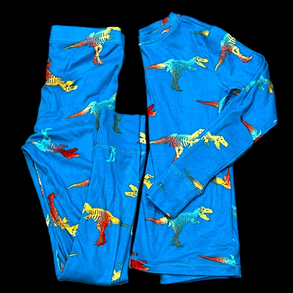New without Tags Gap Kids 2 Piece PJs 

Size 10 year